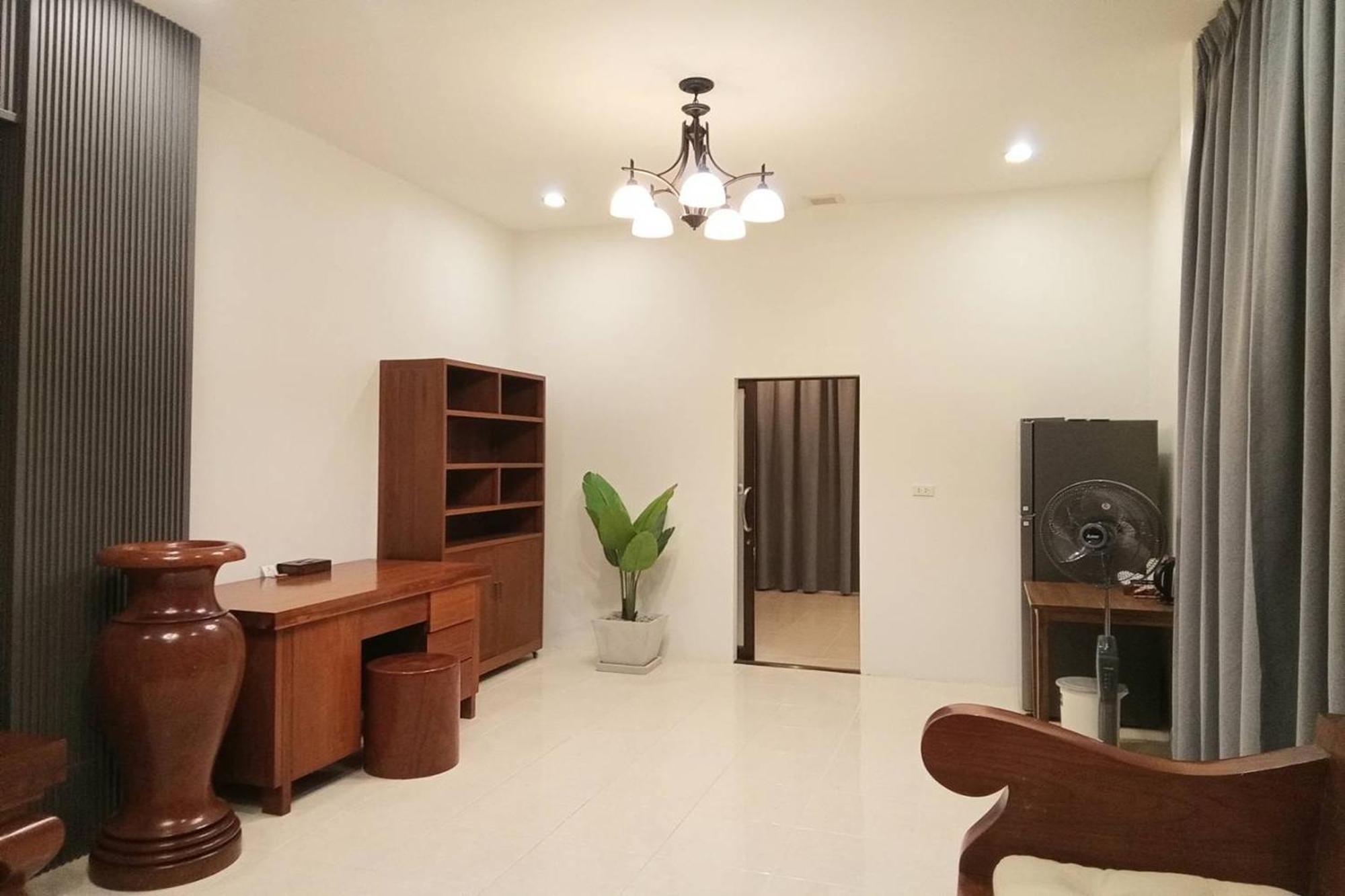 Sanaepatan Home Resort - เสน่ห์ป่าตาล โฮม รีสอร์ต Ban Buak Khang Ngoại thất bức ảnh