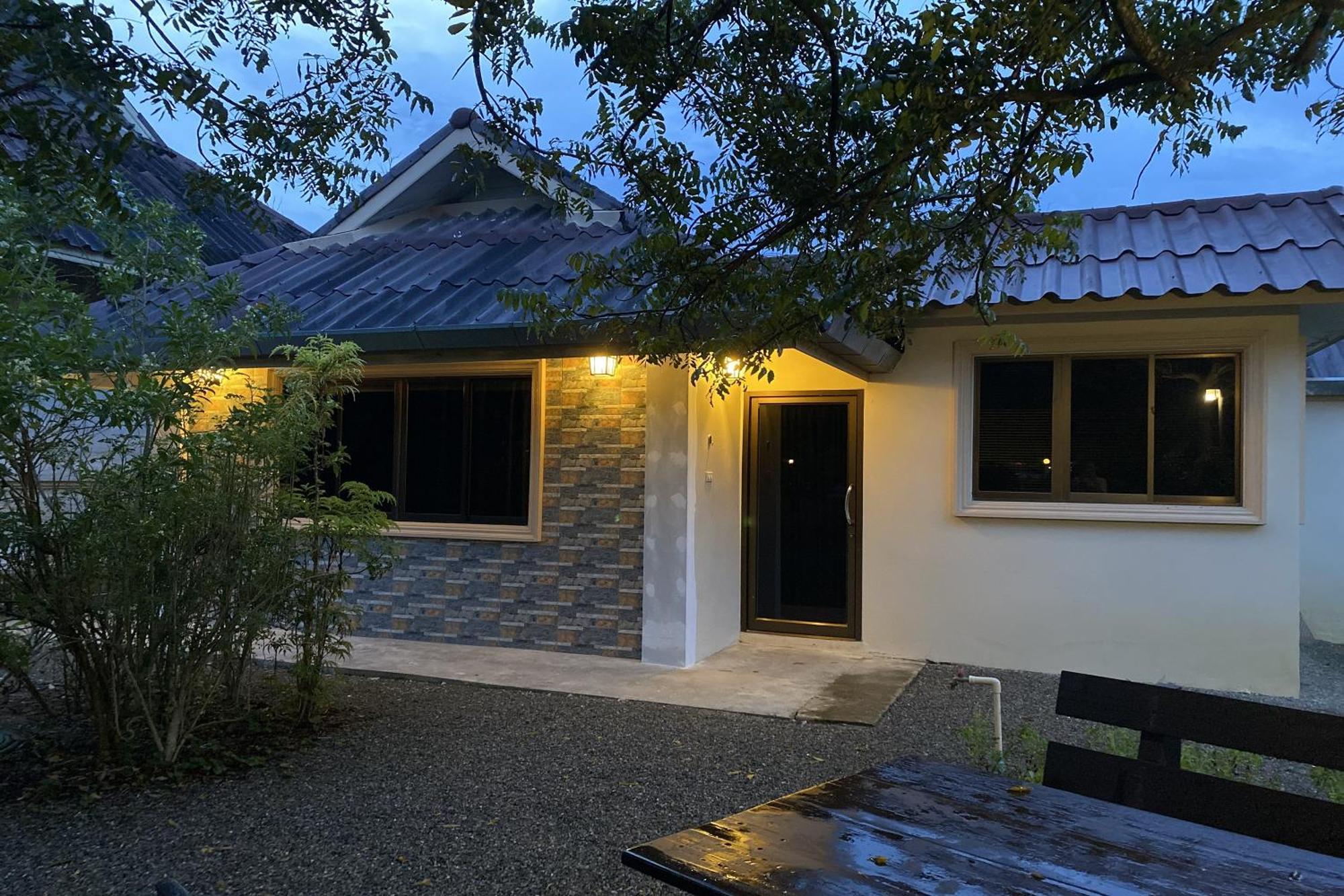 Sanaepatan Home Resort - เสน่ห์ป่าตาล โฮม รีสอร์ต Ban Buak Khang Ngoại thất bức ảnh